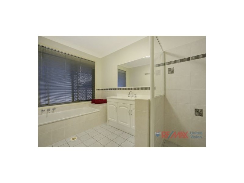 1 Schonrock Street, Wellington Point QLD 4160