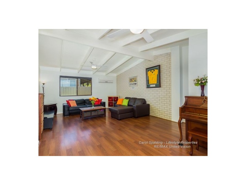 6 Light Street, Springwood QLD 4127