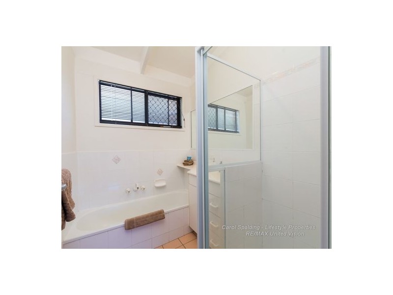 6 Light Street, Springwood QLD 4127