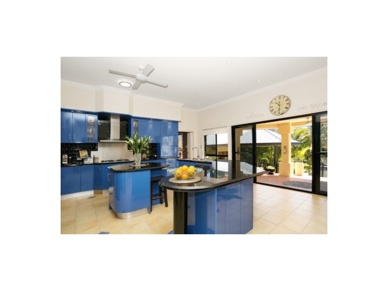 26 Amersham Crescent, Carindale QLD 4152