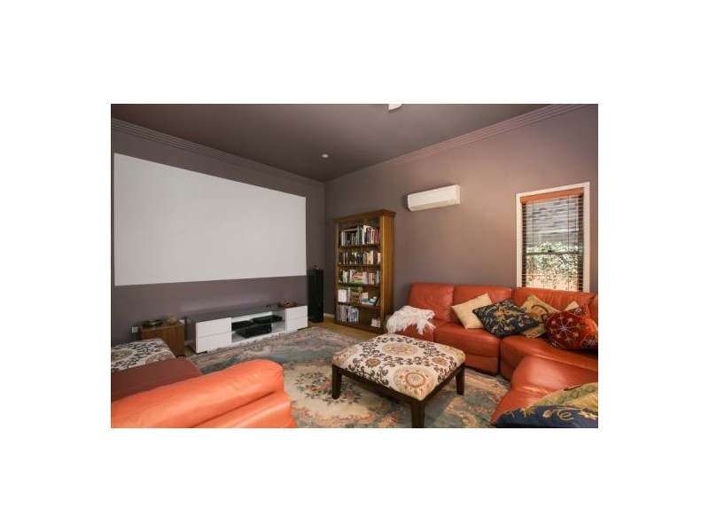 26 Amersham Crescent, Carindale QLD 4152