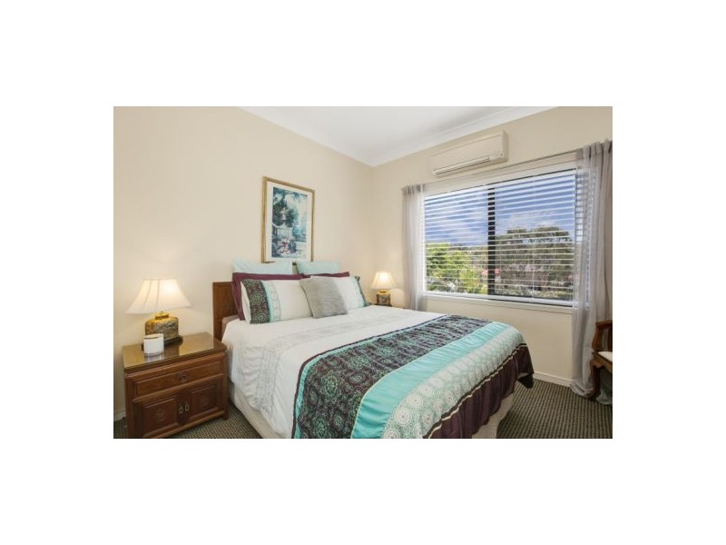 26 Amersham Crescent, Carindale QLD 4152