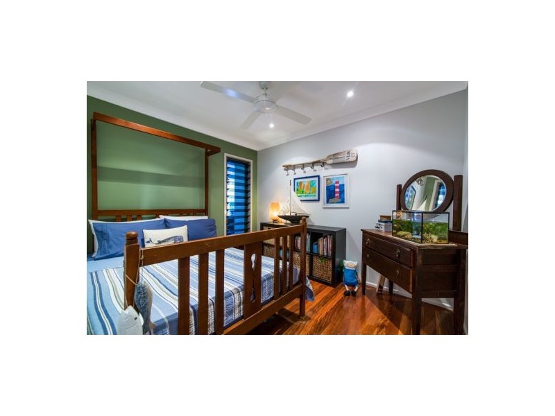 26 Albert Street, Holland Park West QLD 4121