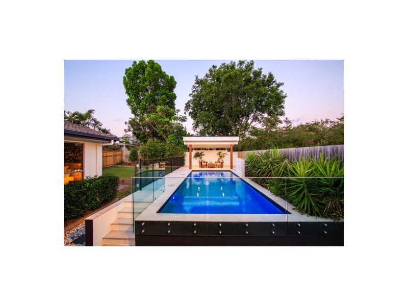 26 Albert Street, Holland Park West QLD 4121