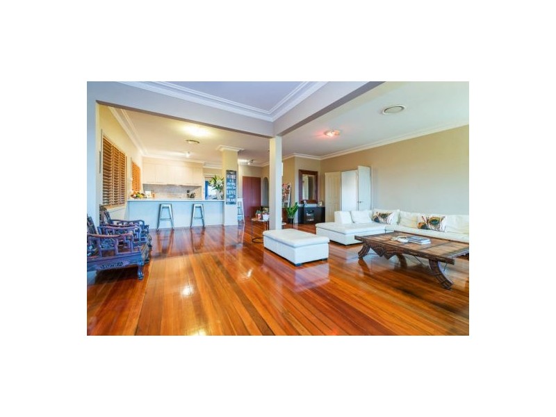 21 Dagmar Street, Holland Park West QLD 4121