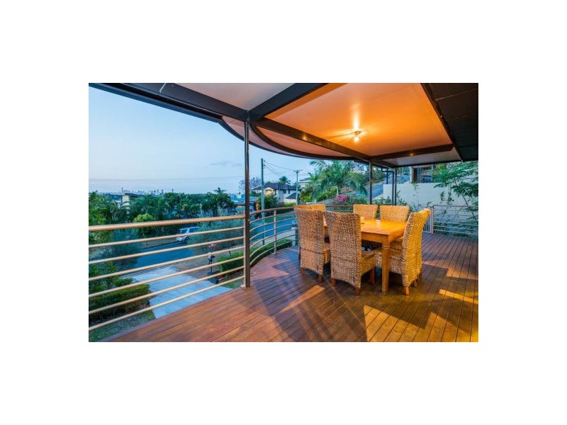 21 Dagmar Street, Holland Park West QLD 4121