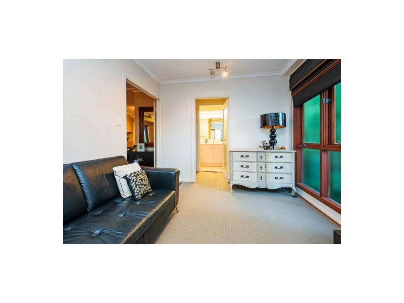 21 Dagmar Street, Holland Park West QLD 4121