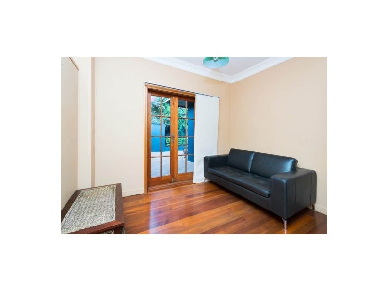 21 Dagmar Street, Holland Park West QLD 4121