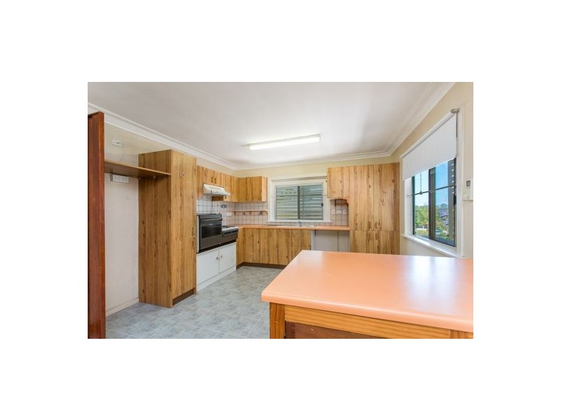 135 Newnham Road, Mount Gravatt East QLD 4122