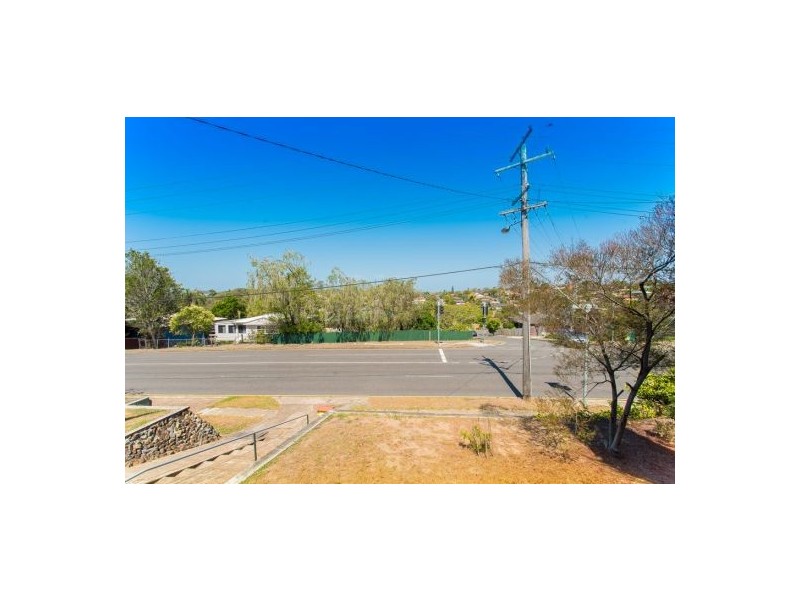 135 Newnham Road, Mount Gravatt East QLD 4122