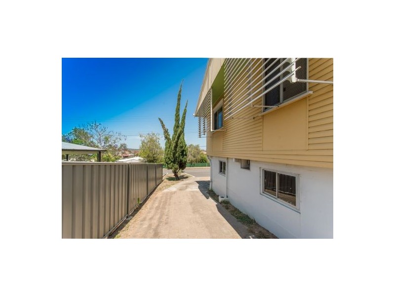 135 Newnham Road, Mount Gravatt East QLD 4122