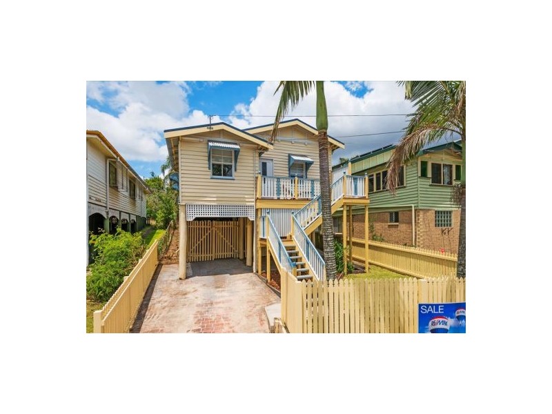 24 Boundary Road, Camp Hill QLD 4152