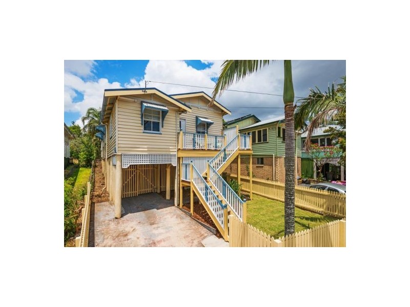 24 Boundary Road, Camp Hill QLD 4152