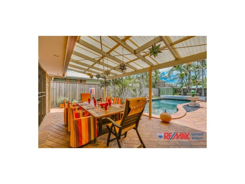 5 Caldicot Place, Carindale QLD 4152