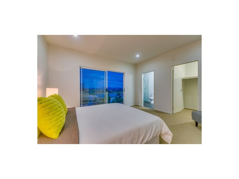 60 Hawkwood Street, Mount Gravatt East QLD 4122