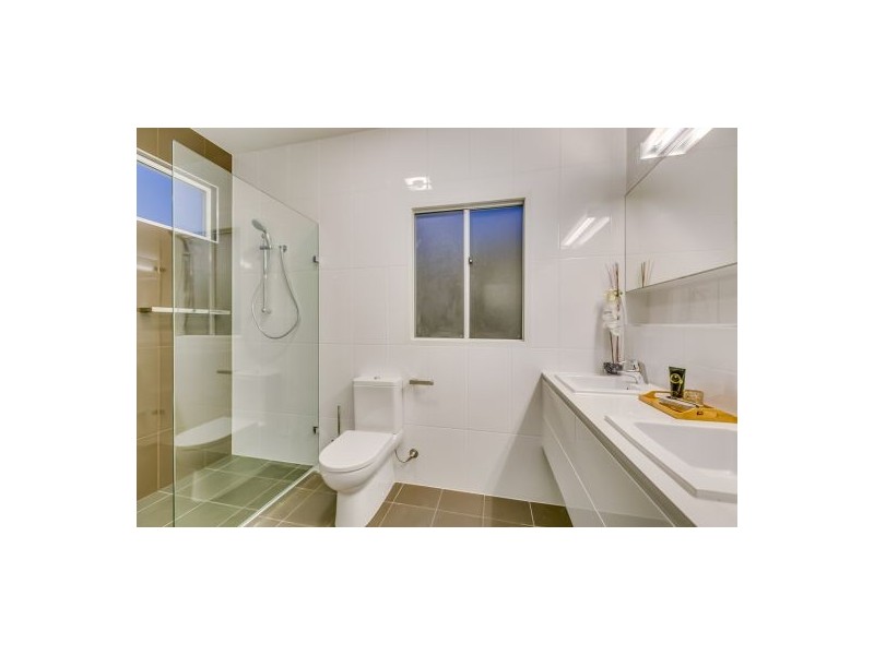 60 Hawkwood Street, Mount Gravatt East QLD 4122