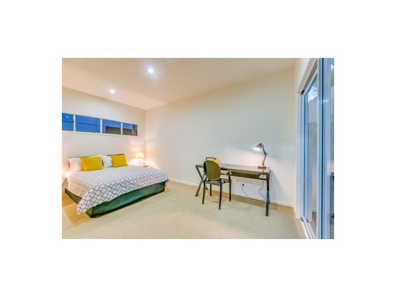 60 Hawkwood Street, Mount Gravatt East QLD 4122