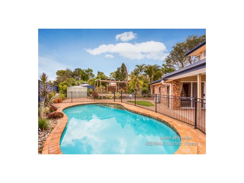 3 Kell Court, Carindale QLD 4152