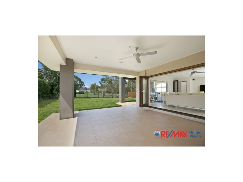15 Gumdale Street, Wakerley QLD 4154