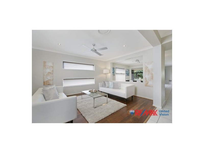 15 Gumdale Street, Wakerley QLD 4154