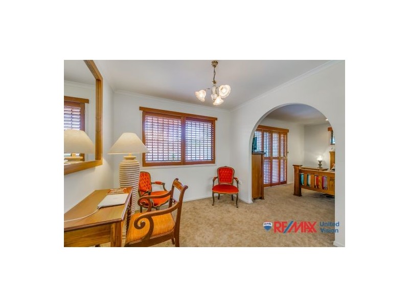 5 Caldicot Place, Carindale QLD 4152