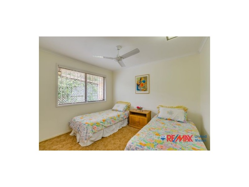 5 Caldicot Place, Carindale QLD 4152