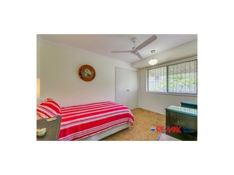 5 Caldicot Place, Carindale QLD 4152