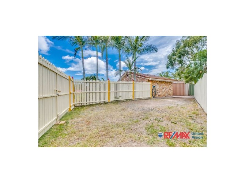 5 Caldicot Place, Carindale QLD 4152