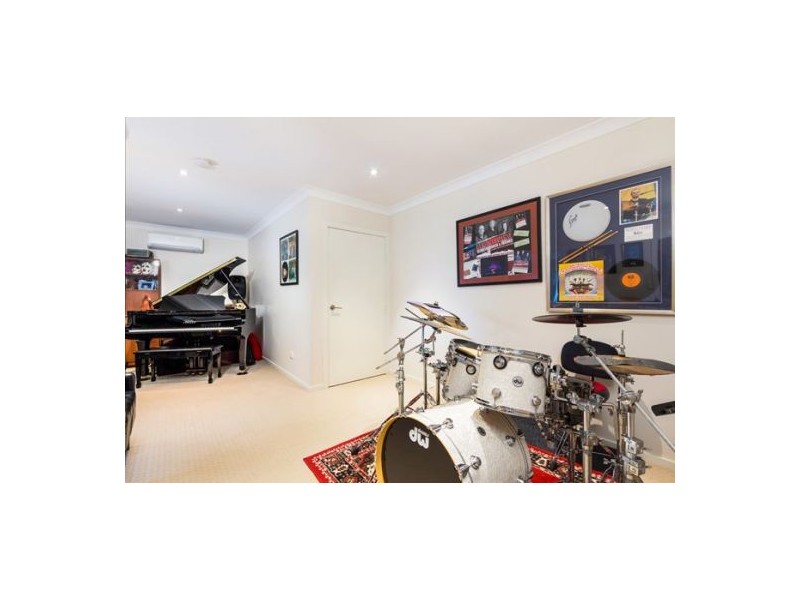 75 Buckley Street, Carina Heights QLD 4152