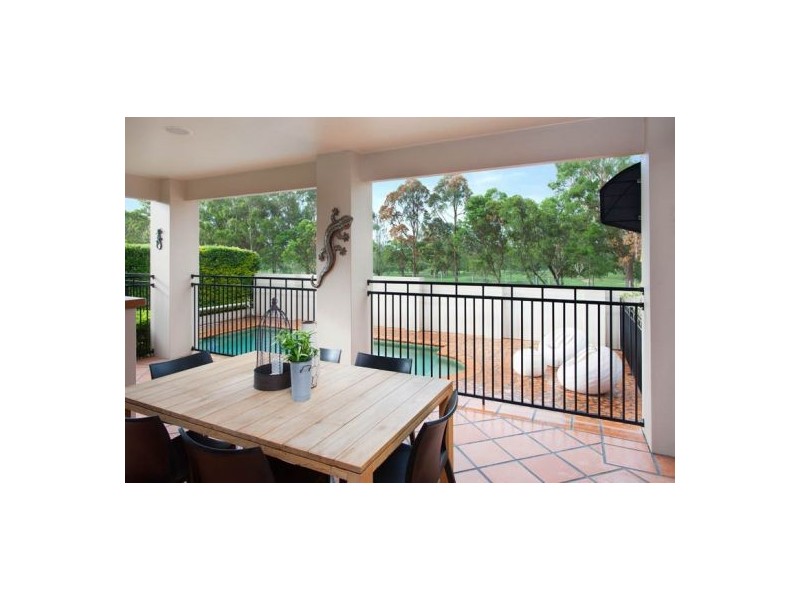 156 delaney cct, Carindale QLD 4152