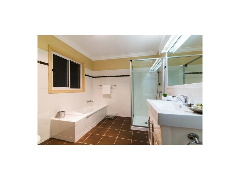 26 Brodie Street, Holland Park West QLD 4121