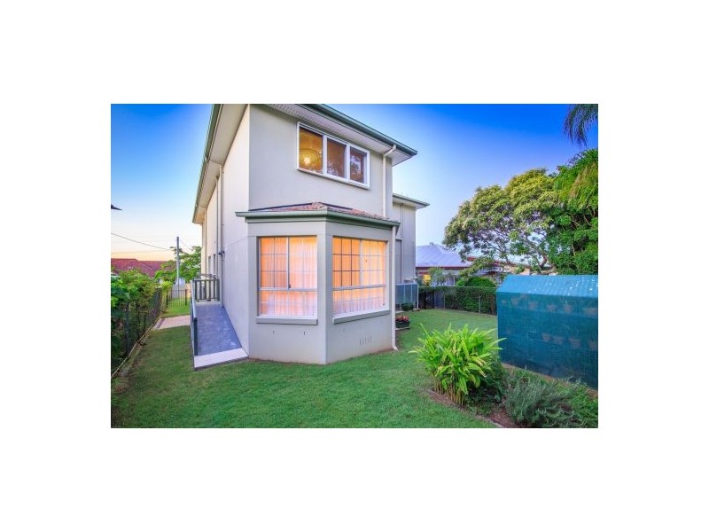 26 Brodie Street, Holland Park West QLD 4121