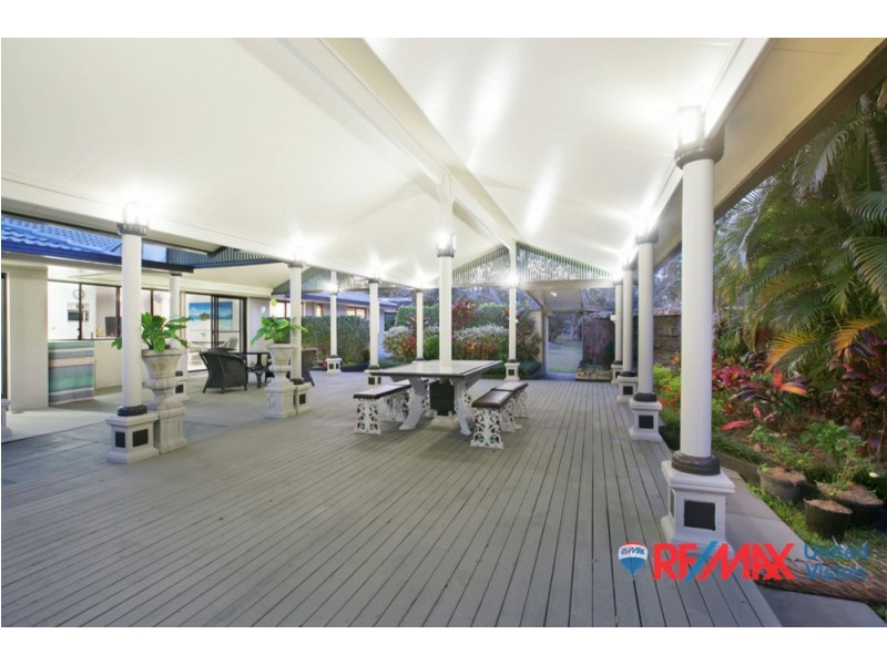 76 Oakridge Street, Burbank QLD 4156