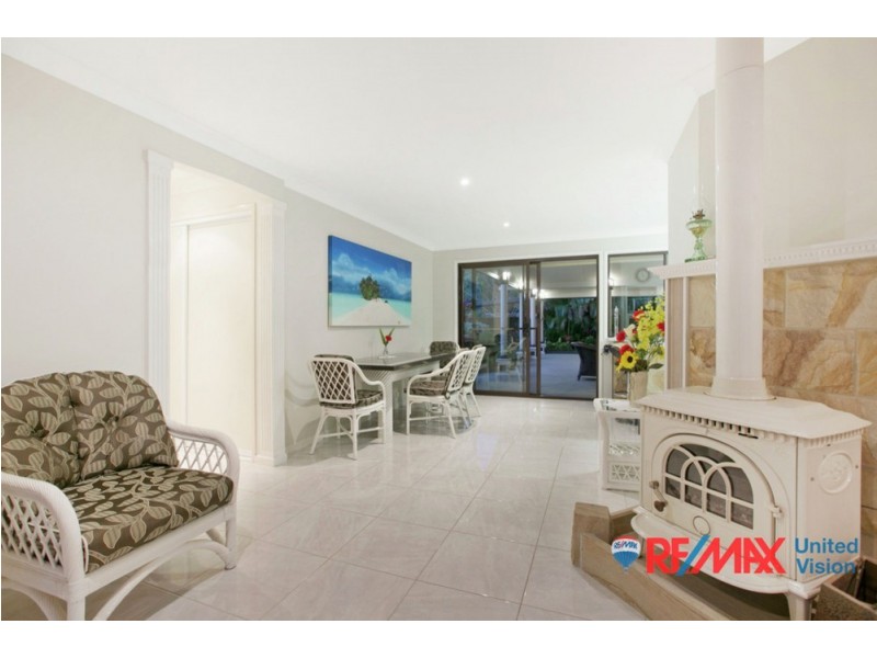 76 Oakridge Street, Burbank QLD 4156