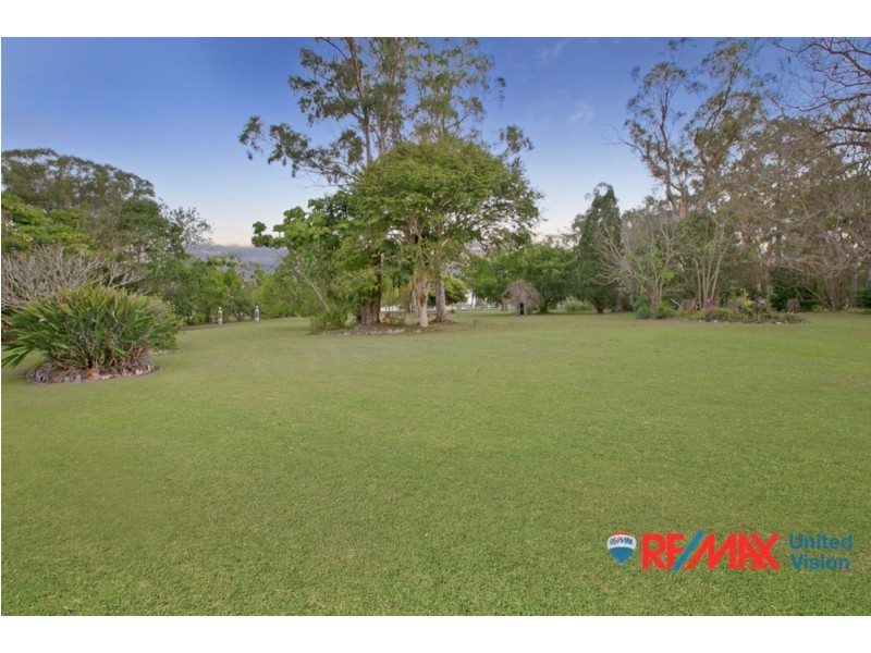 76 Oakridge Street, Burbank QLD 4156