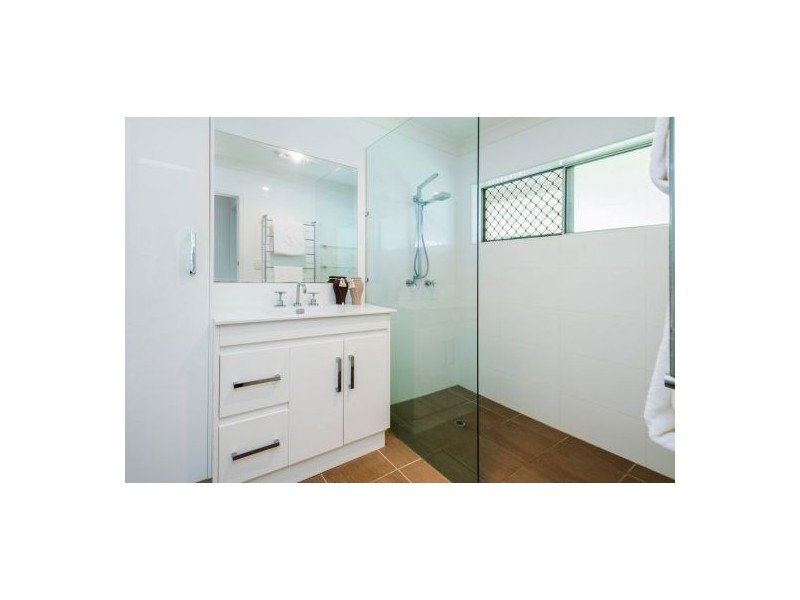 19 Greycliffe Street, Mount Gravatt East QLD 4122