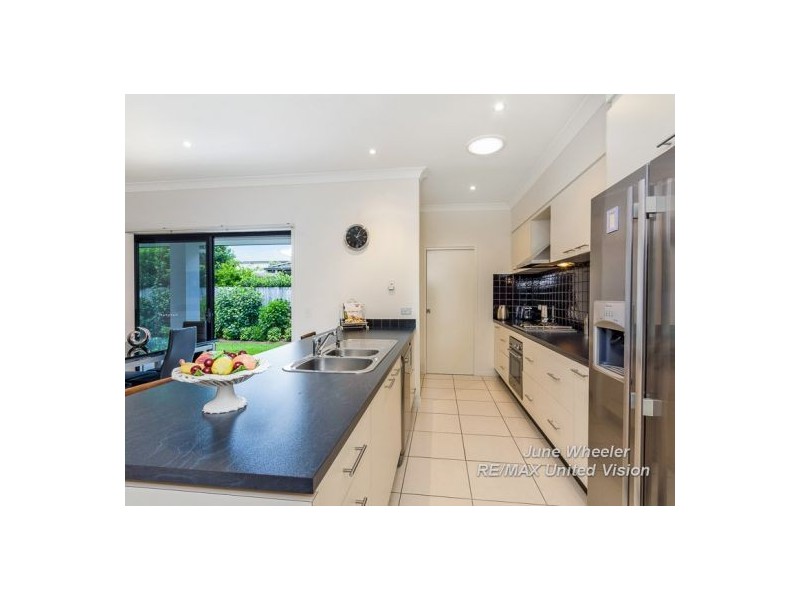 137 Tristania Way, Mount Gravatt East QLD 4122