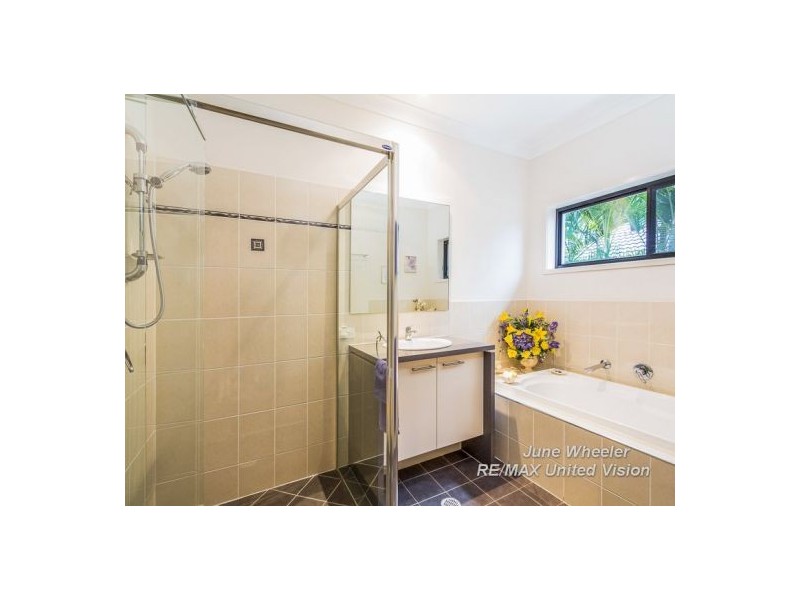 137 Tristania Way, Mount Gravatt East QLD 4122