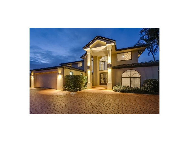 60 Sunset Place, Carindale QLD 4152