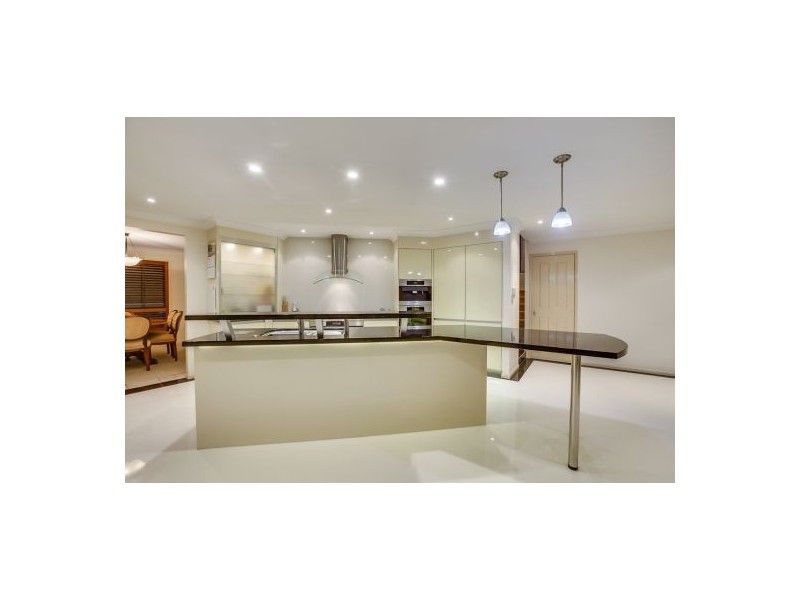 60 Sunset Place, Carindale QLD 4152