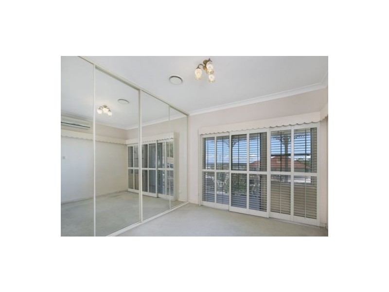 11 Kooralgin Street, Manly QLD 4179