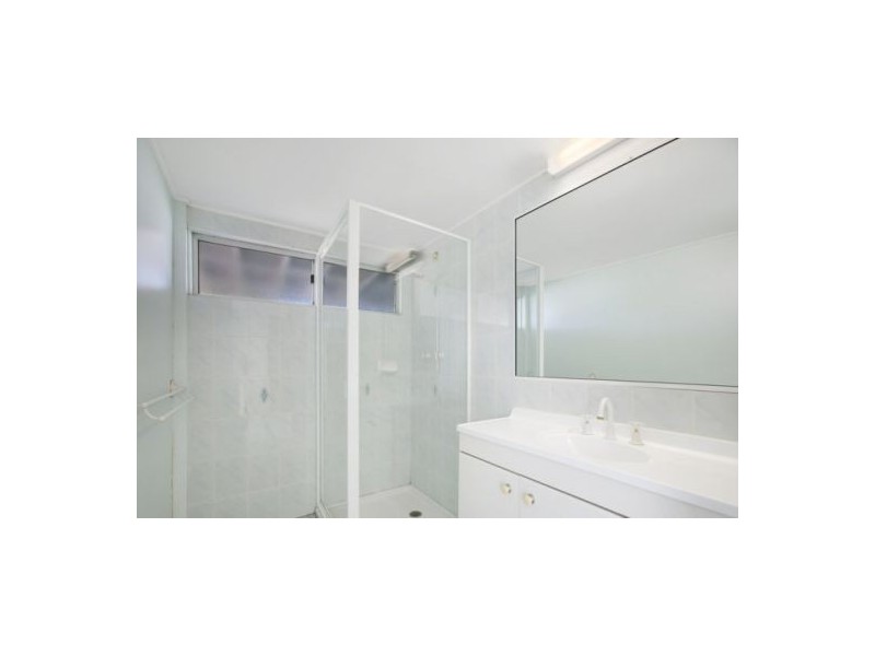 11 Kooralgin Street, Manly QLD 4179