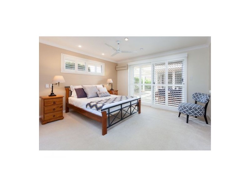 46 Regency Place, Carindale QLD 4152
