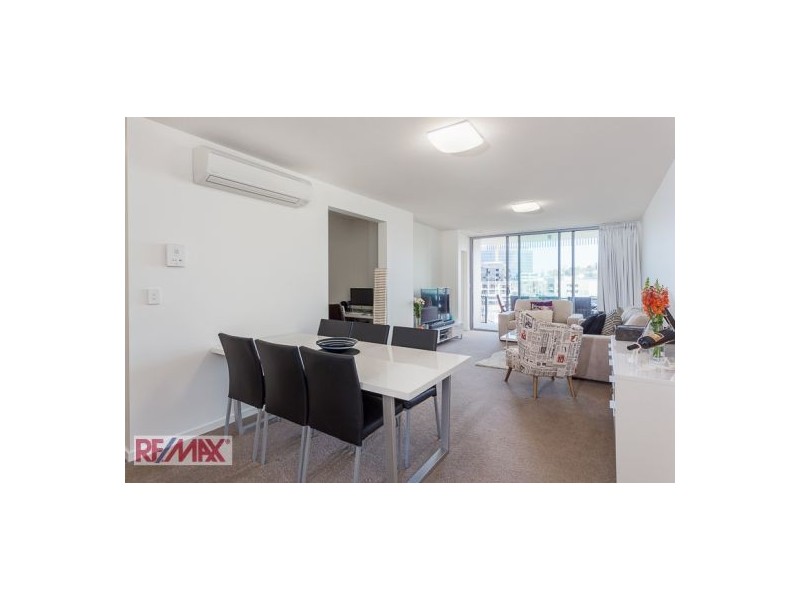 504 – 53 Wyandra Street, Teneriffe QLD 4005