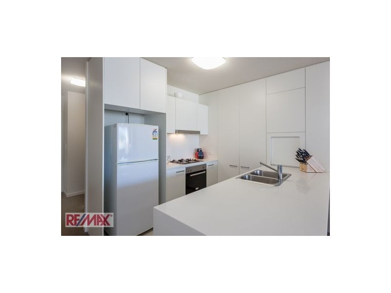 504 – 53 Wyandra Street, Teneriffe QLD 4005