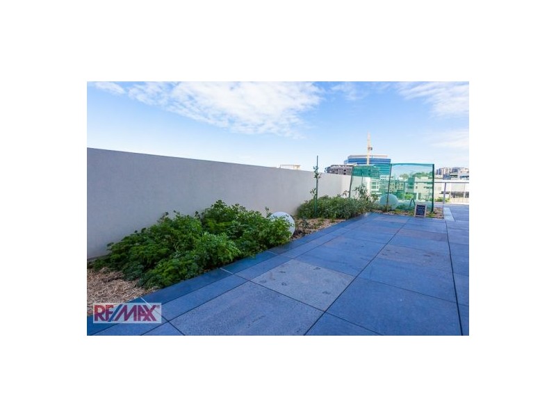 504 – 53 Wyandra Street, Teneriffe QLD 4005