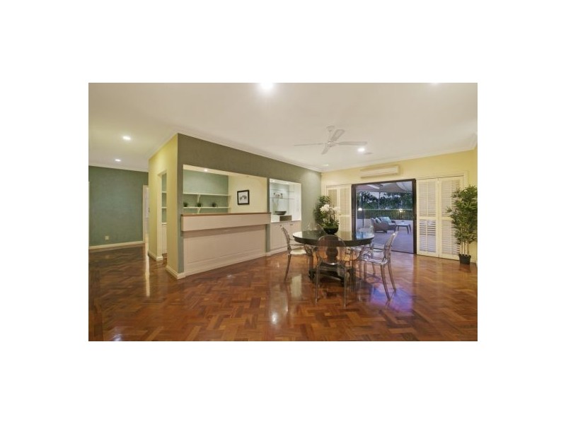 9 Hopetoun Close, Carindale QLD 4152