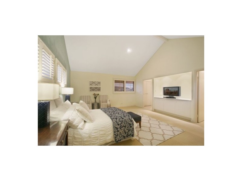 9 Hopetoun Close, Carindale QLD 4152