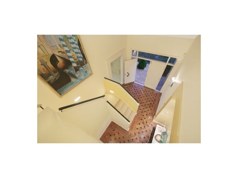 9 Hopetoun Close, Carindale QLD 4152