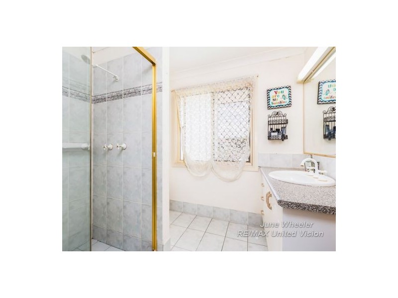 15 Cowell Street, Carindale QLD 4152